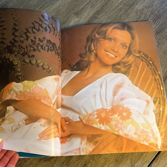 Olivia Newton John Songbook 1974 Piano/Vocal/Chords Rare Vtg. Excellent Cond. - Picture 9 of 16
